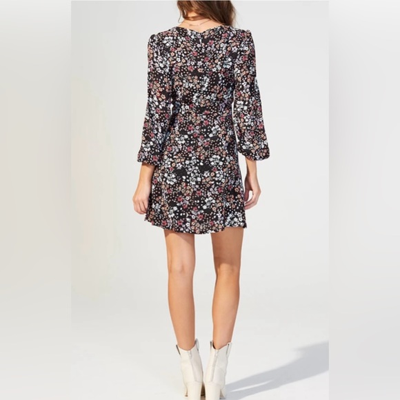 Mink Pink Floral Dress - Picture 3 of 6